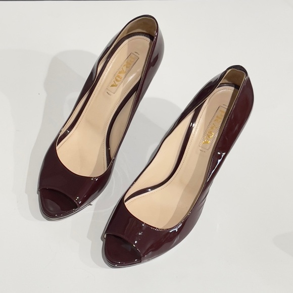 PRADA Burgundy Patent Leather Eyeline Peep Toe Platform Pumps EU40 - Picture 12 of 12